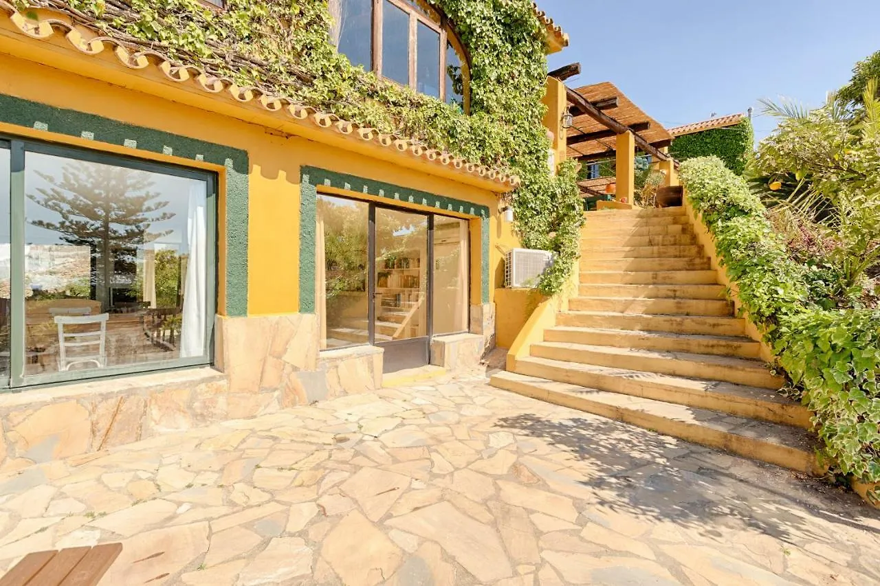 Hanami Finca Cumbres Borrascosas Estepona 0*,  Španělsko